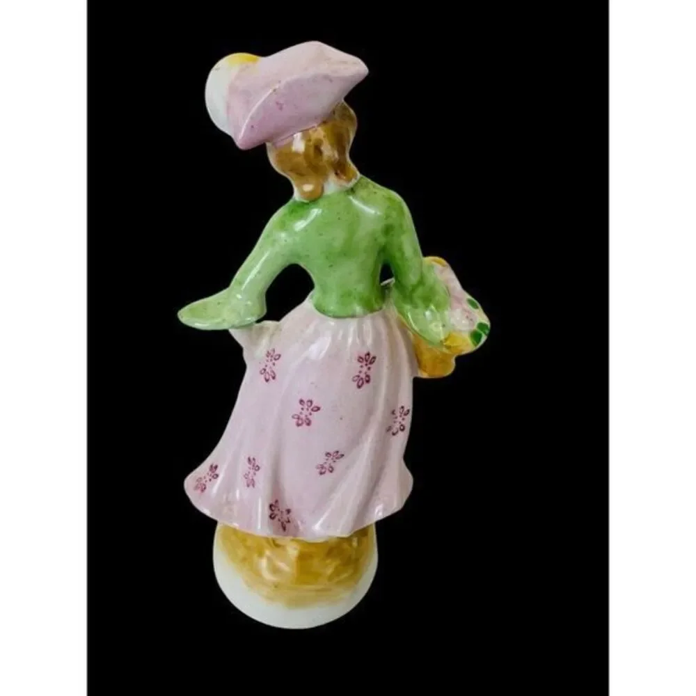 Vintage Japan‎ Colonial Victorian Figurine Woman With Basket Of Flowers